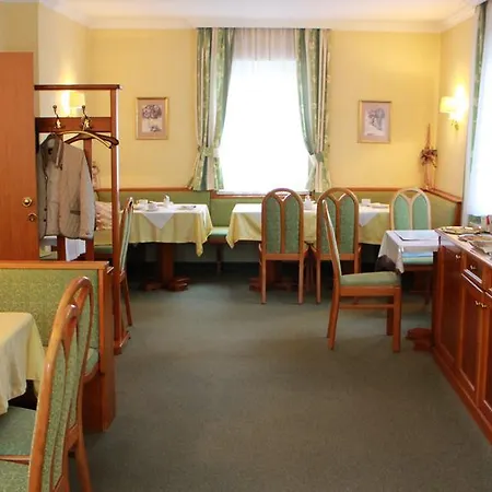 约瑟法酒店 酒店 3*